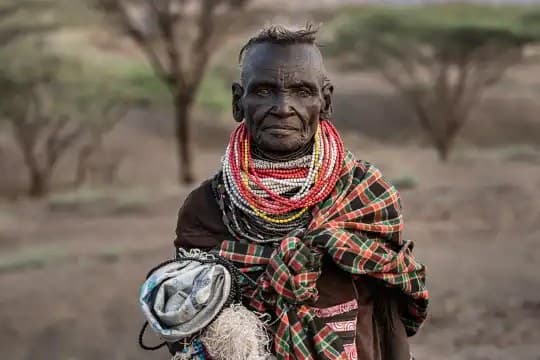 En el marco de la exposición fotográfica "Turkana, el origen": "Crónicas del desierto de Turkana"