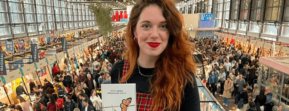 Presentación de libro de Julene Gatzagaetxebarria: "Etengabeko (ber)eraikuntzan"